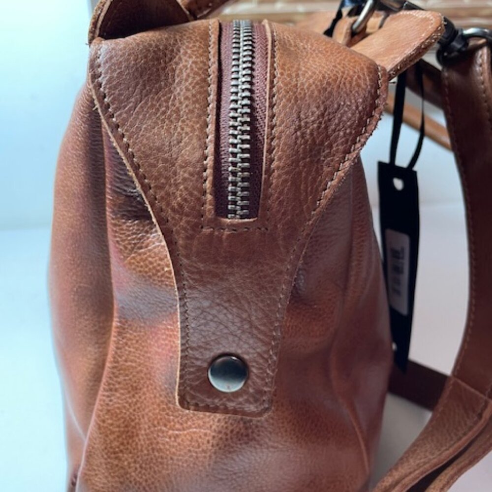 Latico Leathers James Leather Crossbody Bag in Cognac Excellent - Picture 7 of 11